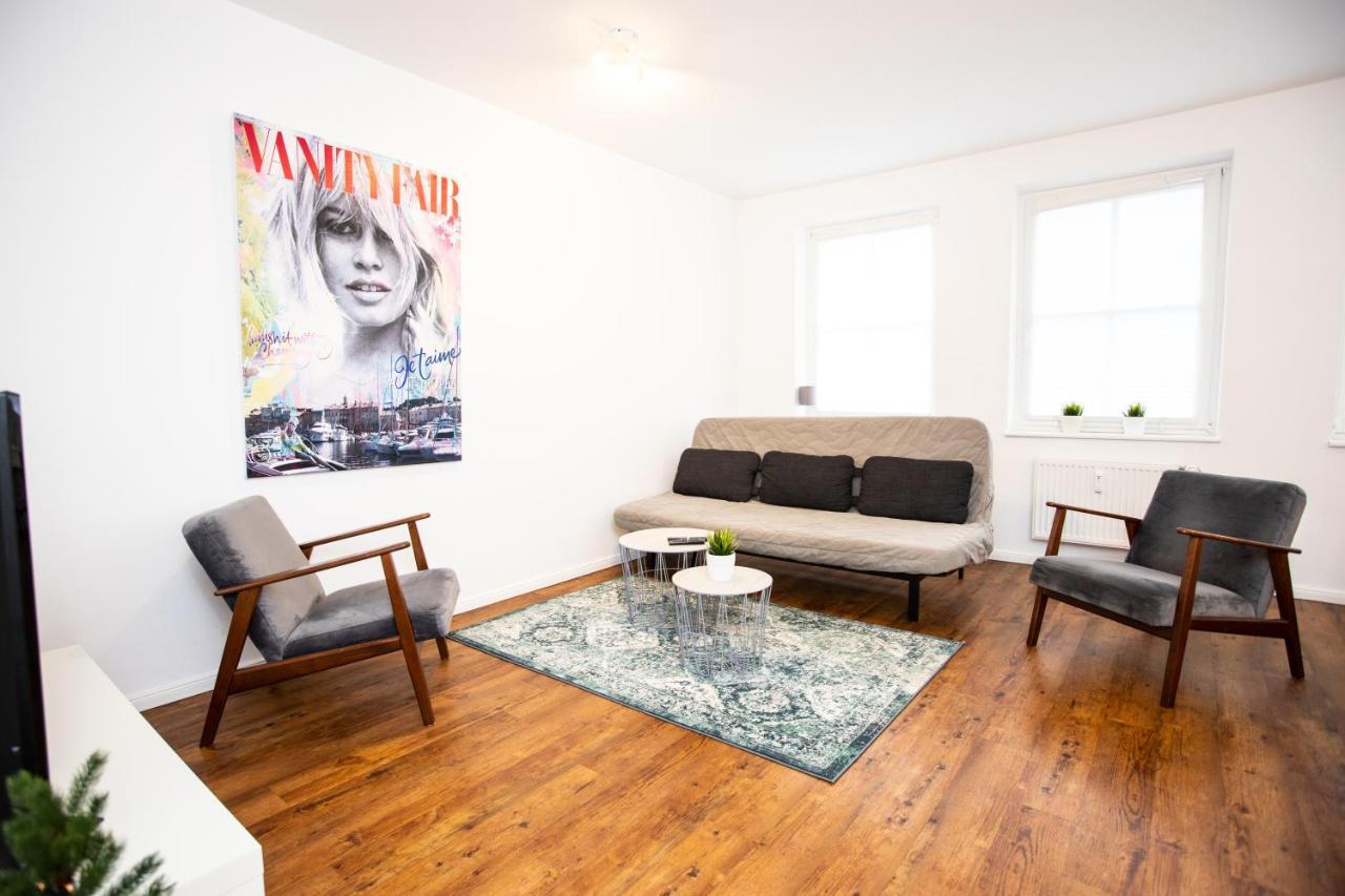 Moderne 2-Zimmer Wohnung! Wlan Und Netflix Inklusive! Zentral Gelegen In Der Historischen Altstadt! Stade Zewnętrze zdjęcie