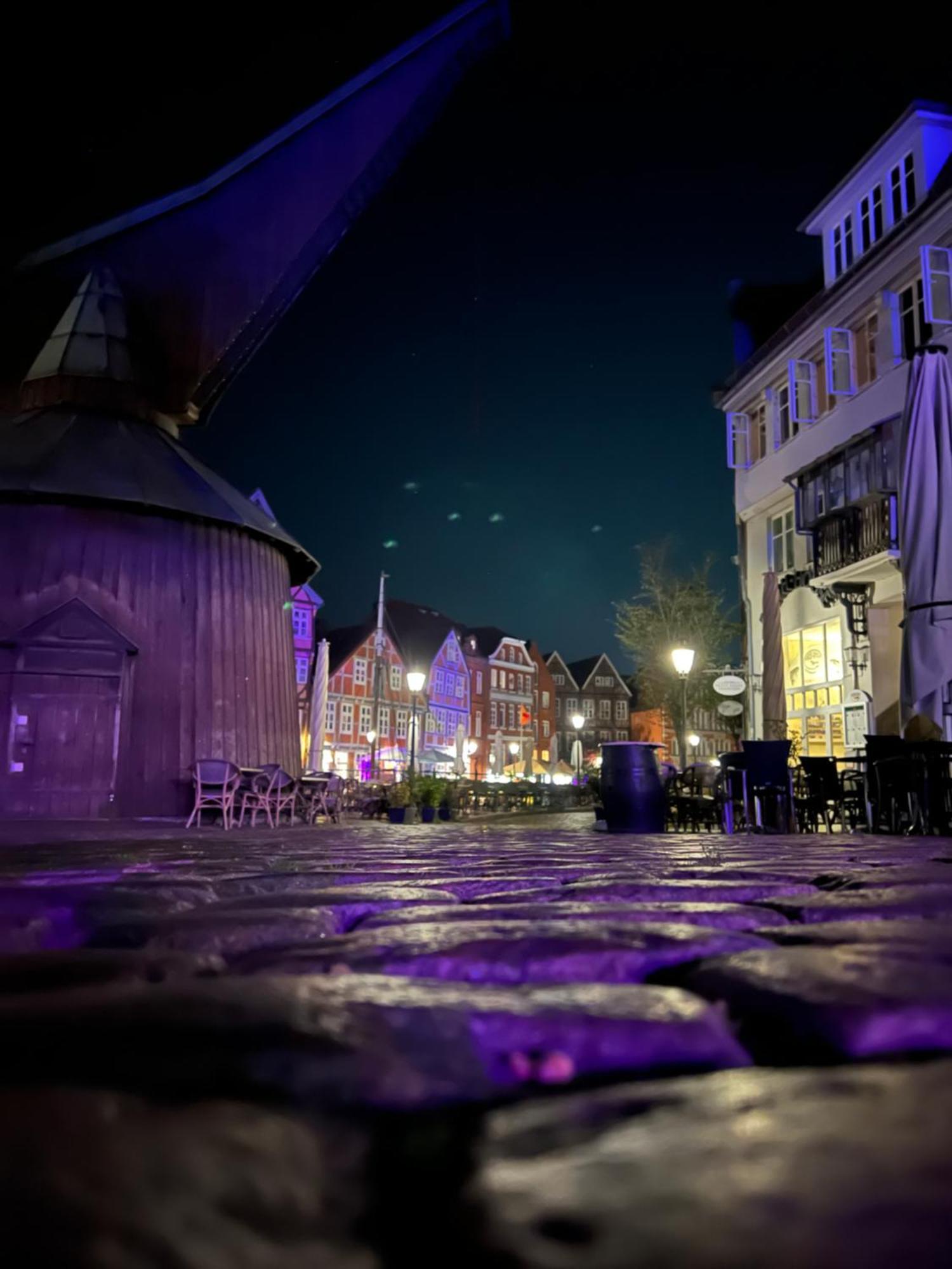 Moderne 2-Zimmer Wohnung! Wlan Und Netflix Inklusive! Zentral Gelegen In Der Historischen Altstadt! Stade Zewnętrze zdjęcie